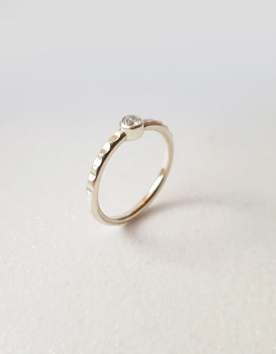  MODERN  ENGAGEMENT  RING  moov jewelry Handmade silver 