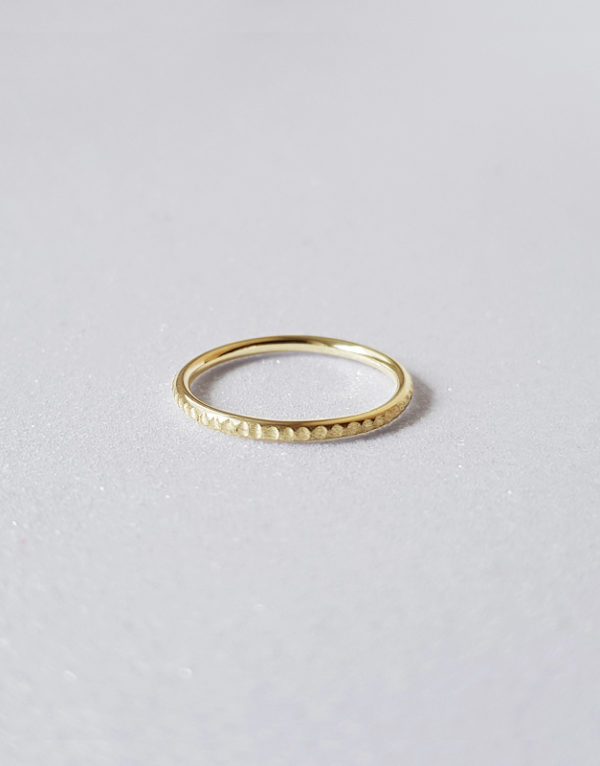 textured wedding band