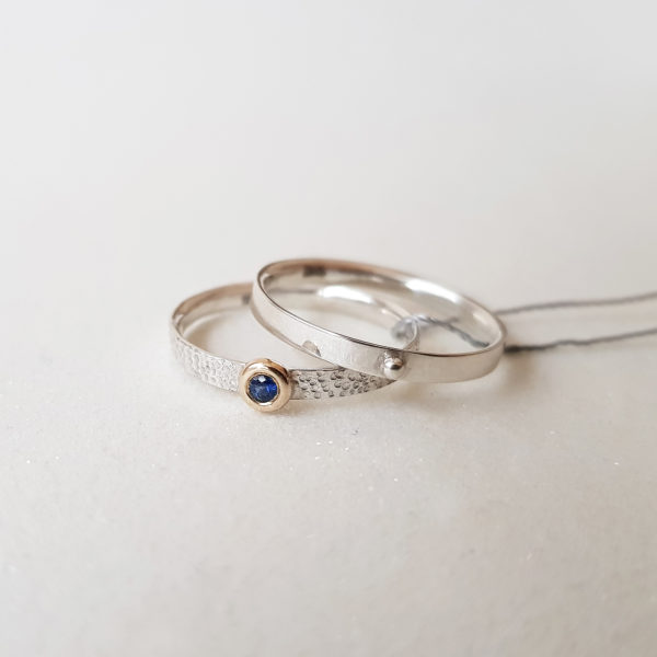 set of 2 silver rings with sapphire2