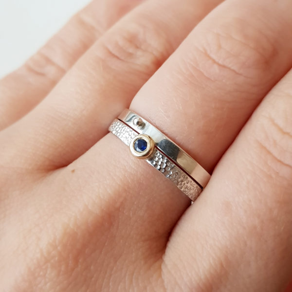 set of 2 silver rings with sapphire5