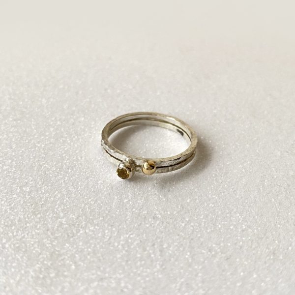 du ziedai su turmalinu ir auksu