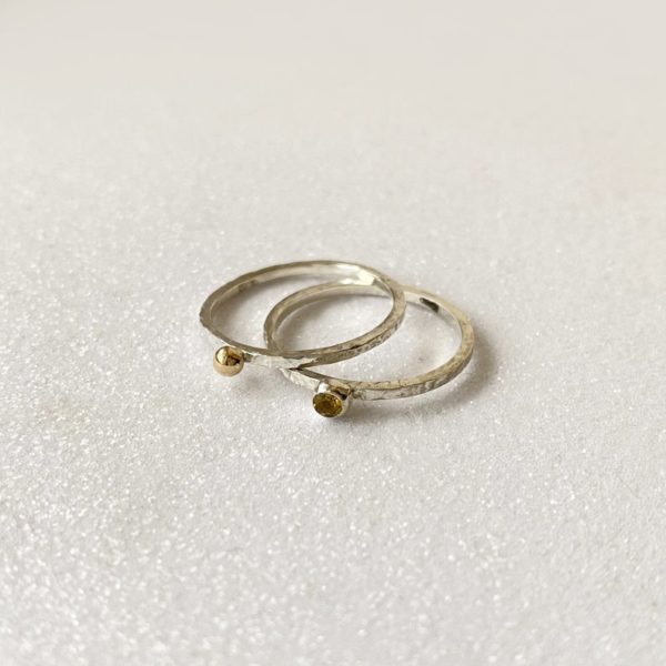 sidabro ziedai su turmalinu ir auksi